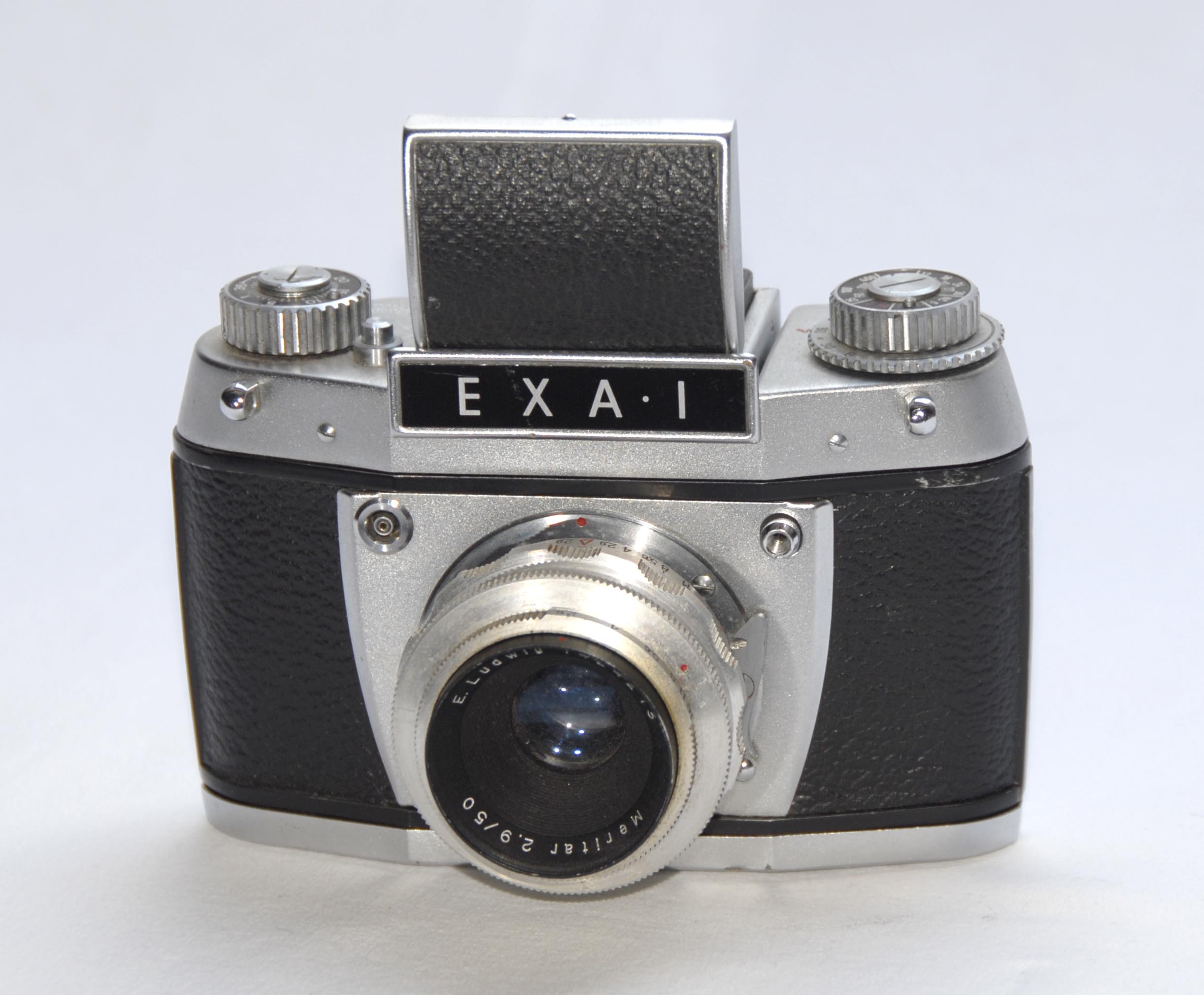 IHAGEE EXA 1